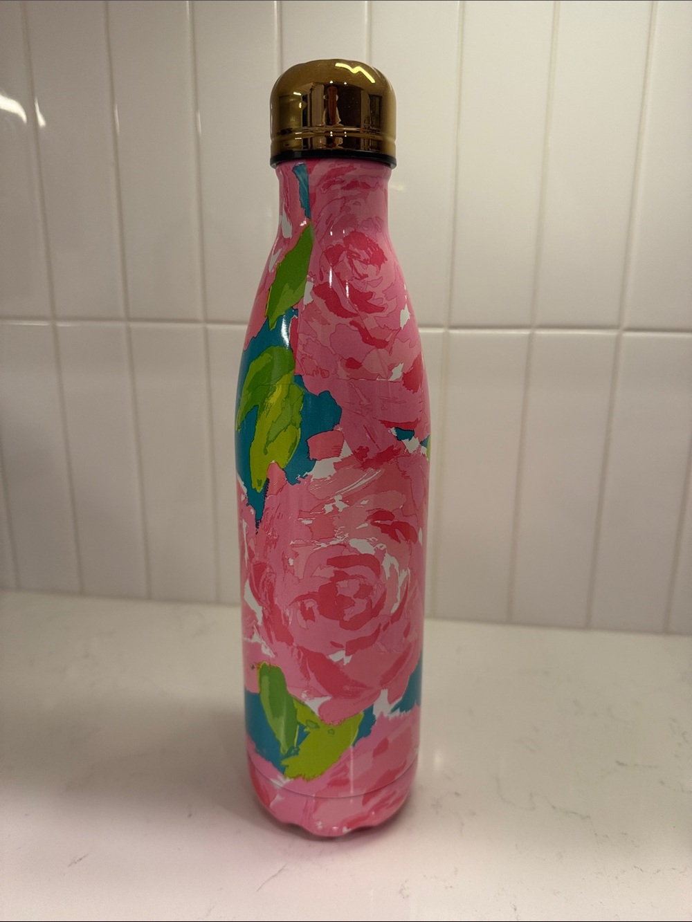 Swell x Lilly Pulitzer — 25oz. Insulated NEW! Floral Stainless Bottle-Pink Rose